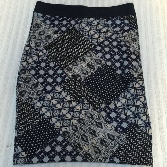 Margaret O’Leary Pencil Scuba Skirt Batik Patchwork Knit Large Stretch Blue - Picture 2 of 7